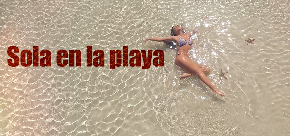 anna-lesko-playa
